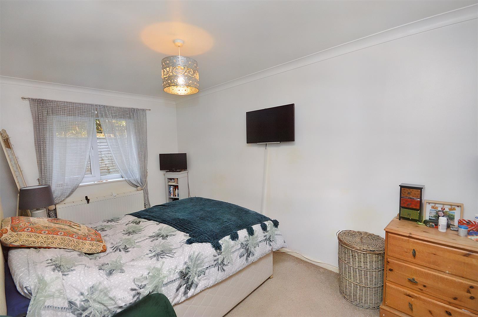 Property Details for Meads Road Eastbourne BN20 7QR Town Property Estate Agents. Eastbourne